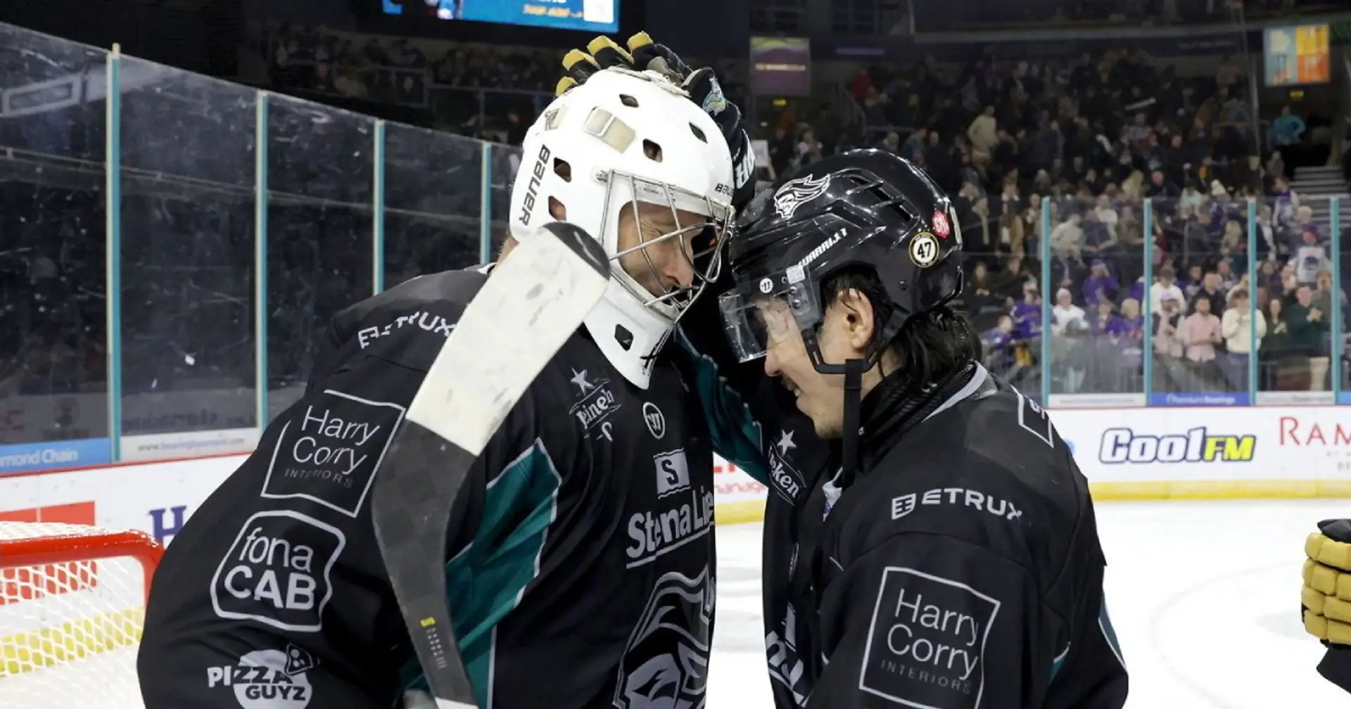 Petr Cech makes debut in top-tier British ice hockey league & 2 more under-radar stories