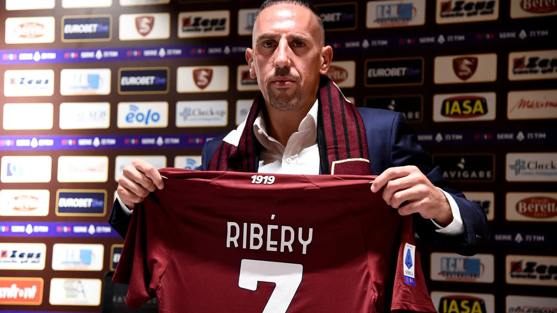 Ribery bleibt in der Serie A: Er wird für das Team spielen, das bisher nur 24% Ballbesitz hat