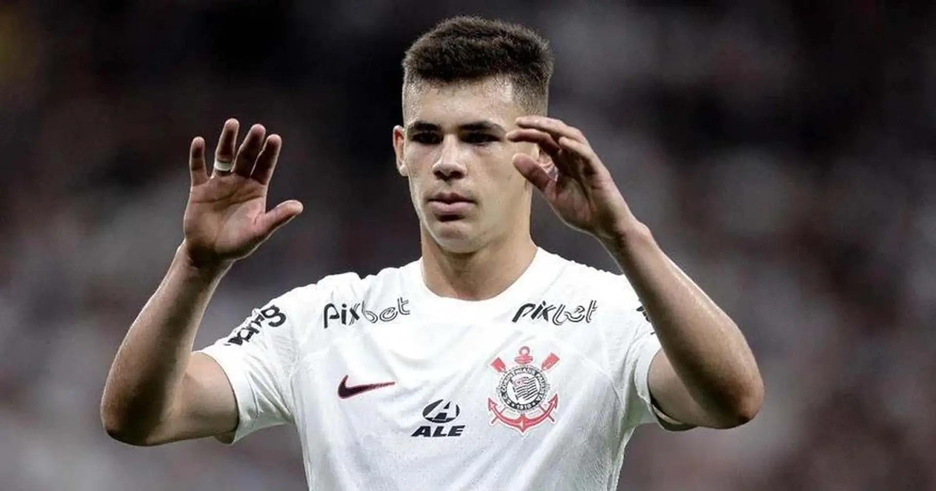 Le PSG veut signer un milieu de terrain brésilien lors du mercato d'hiver - le joueur n'a que 18 ans