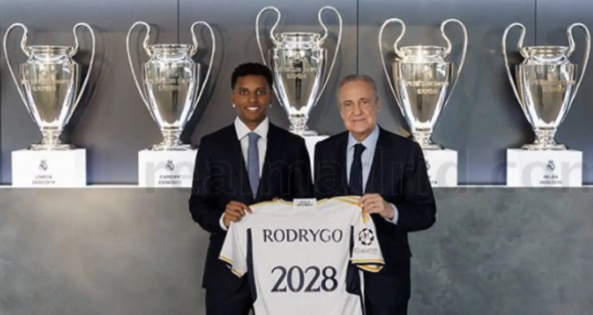 Rodrygo firma un nuevo contrato con el Real Madrid