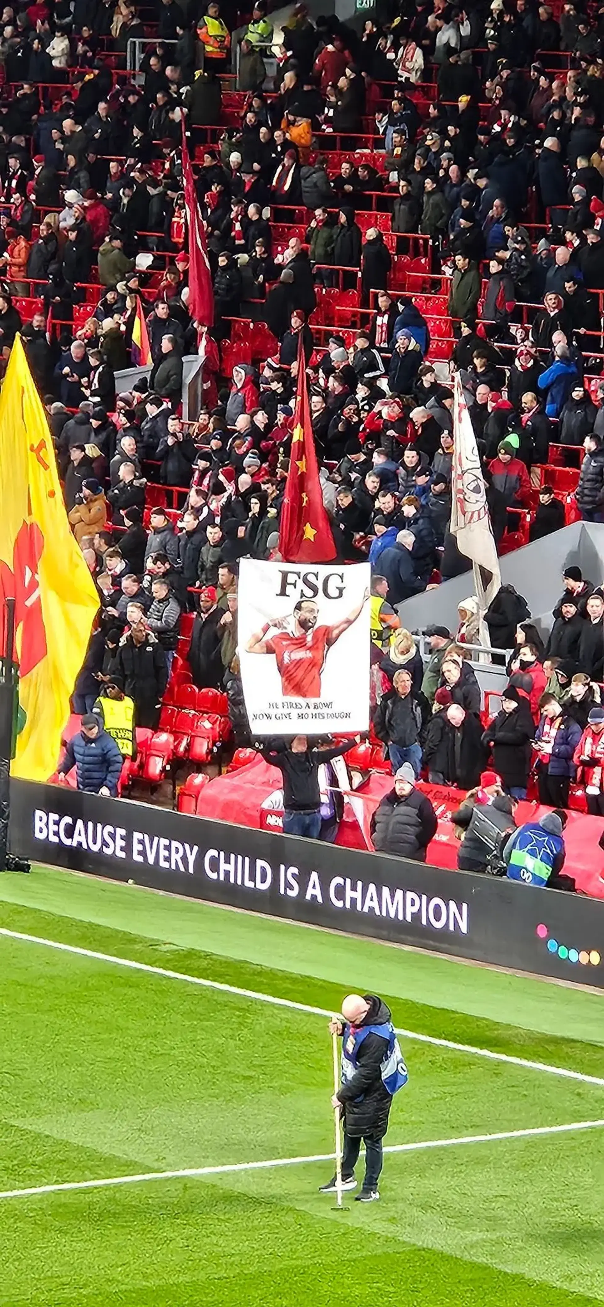 Spotted: Liverpool fan sends message to FSG with Salah banner against ...