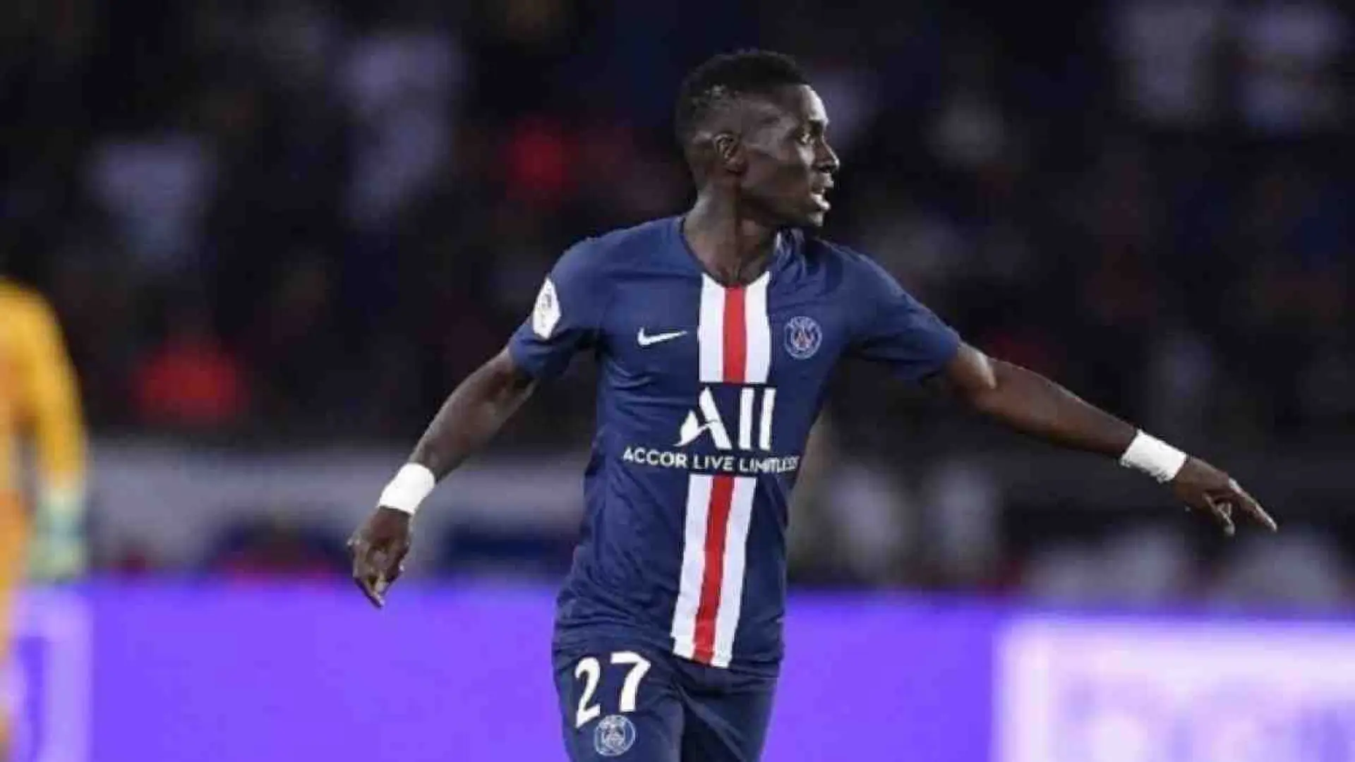 Idrissa Gana Gueye nommé parmi les 11 finalistes du Prix Marc-Vivien Foé pour la saison 2019-2020 de Ligue 1