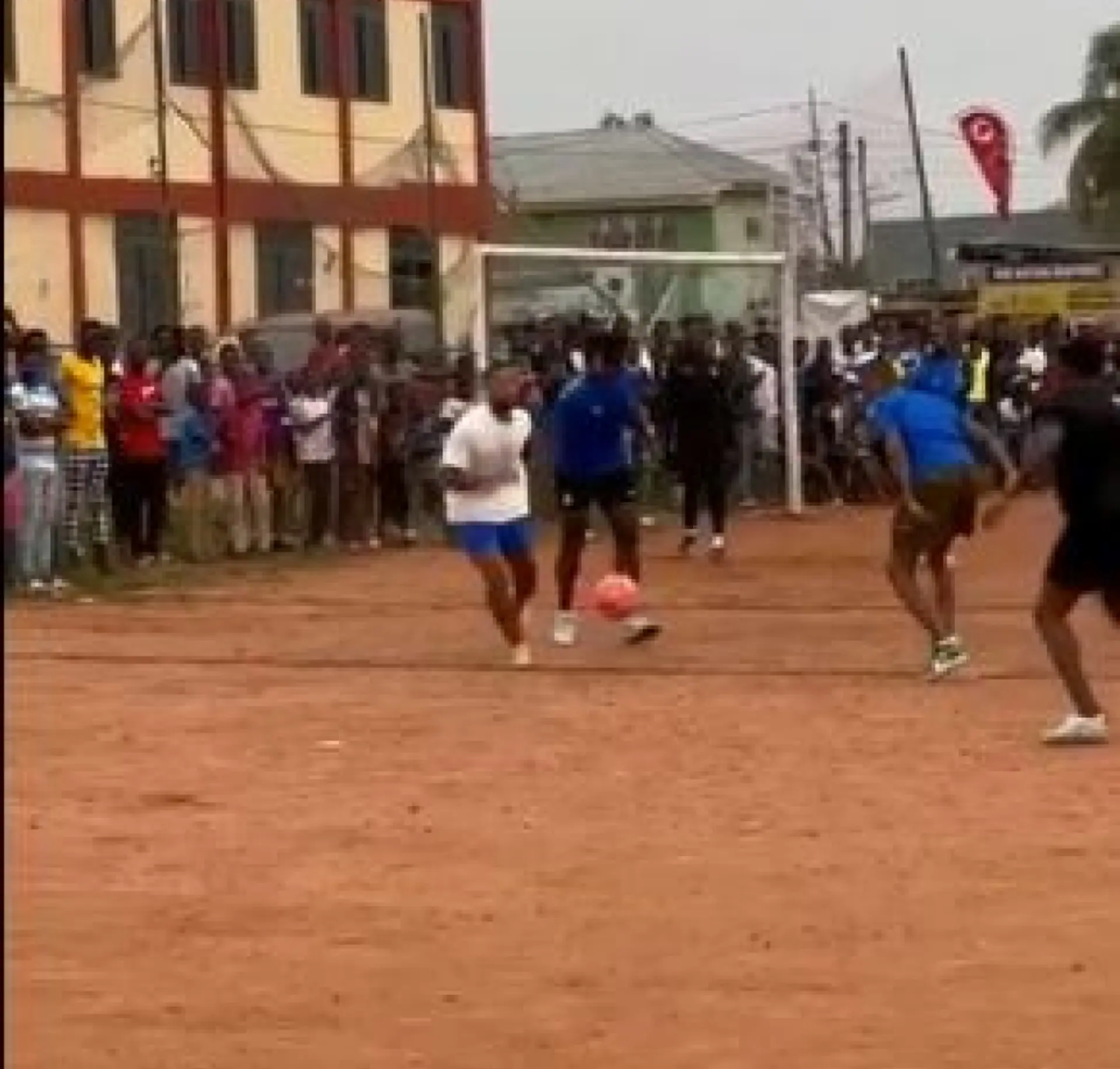 358496a1 2177 4c44 bb71 e651e1d5a9c3?width=1920&quality=75 Memphis Depay spotted playing street football in Ghana