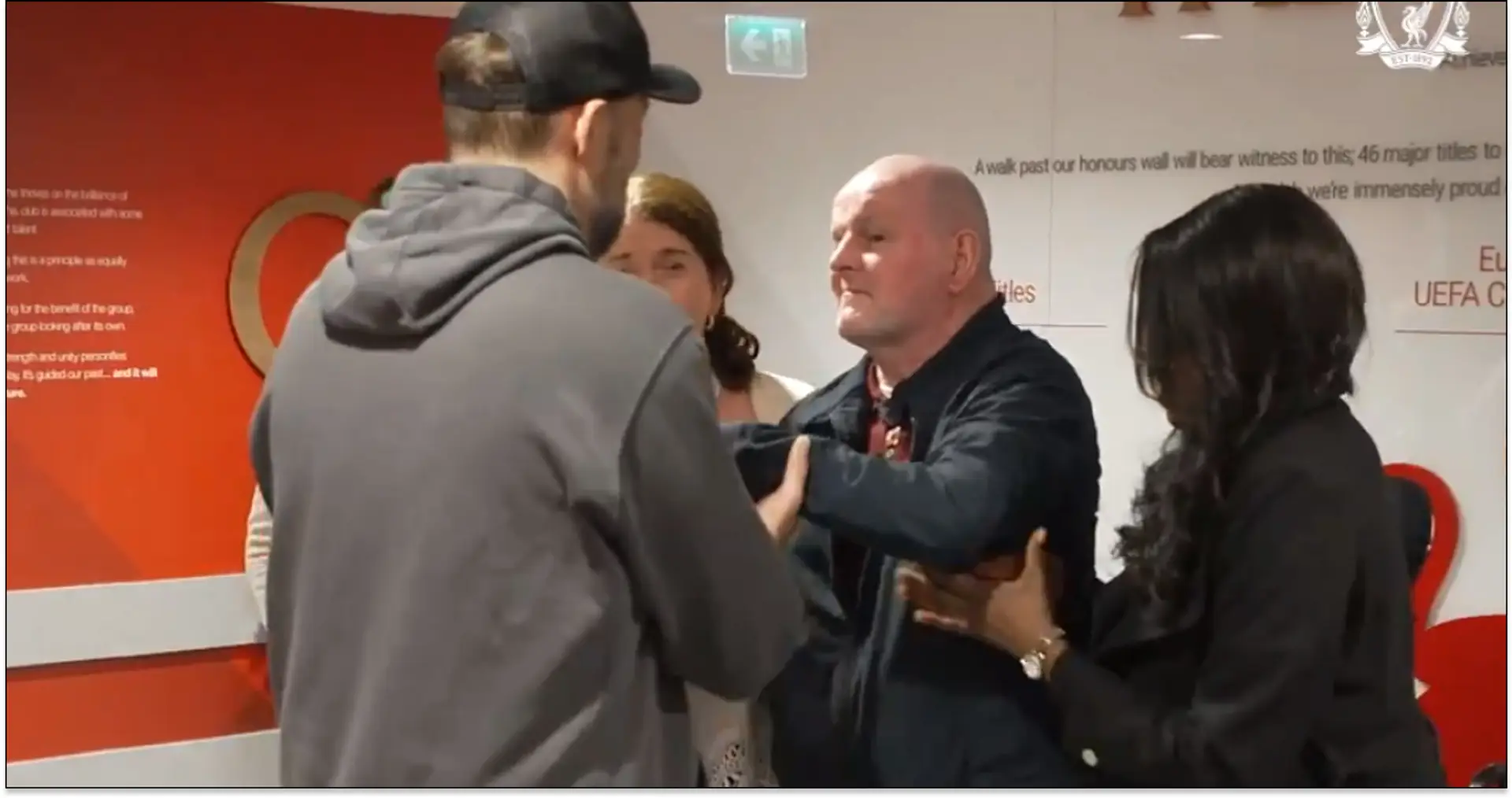 Jurgen Klopp meets Liverpool fan Sean Cox who sustained brain damage after 2018 Anfield attack (video)