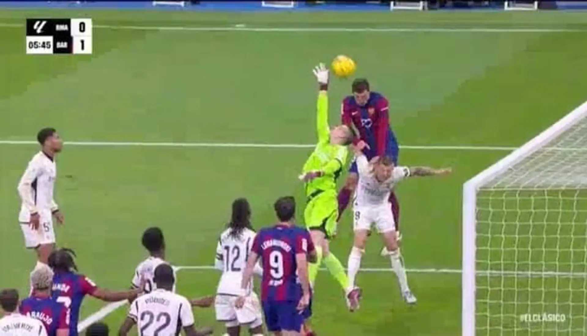 BARCELONA'S FIRST GOAL IS  ALSO A  FOUL AGAINST TONI KROOS 