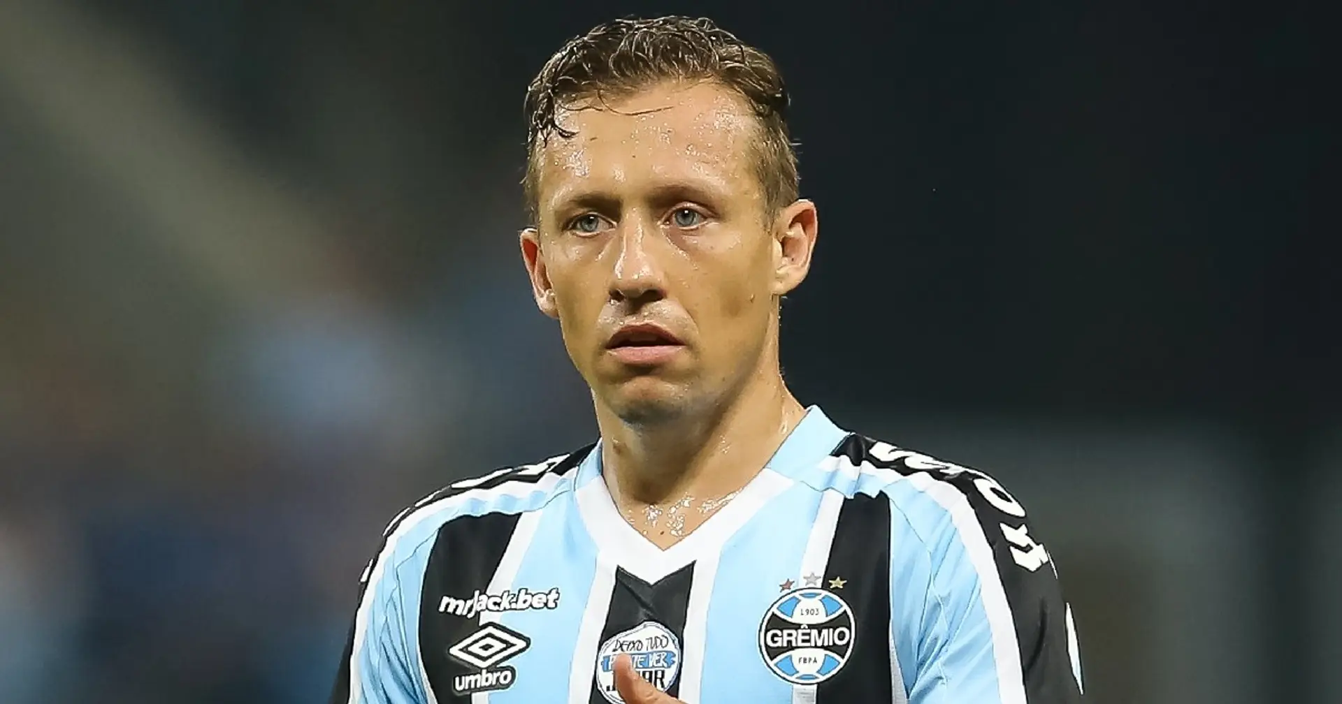 Former Liverpool midfielder Leiva withdrawn from Gremio training after potential heart issue detected