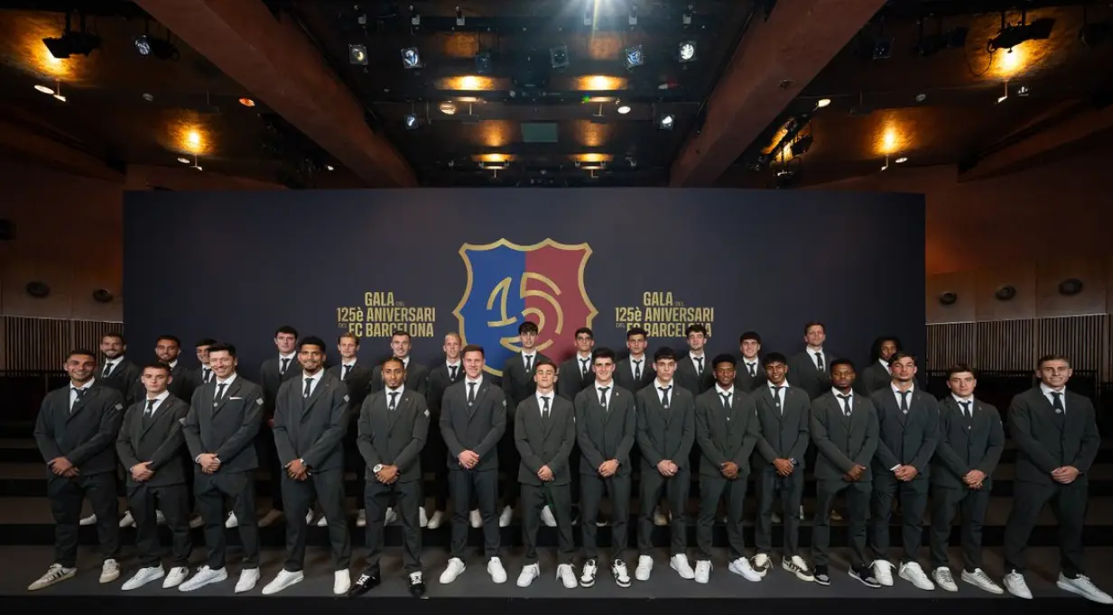 Barcelona's full senior squad poses for group photograph at anniversary ...