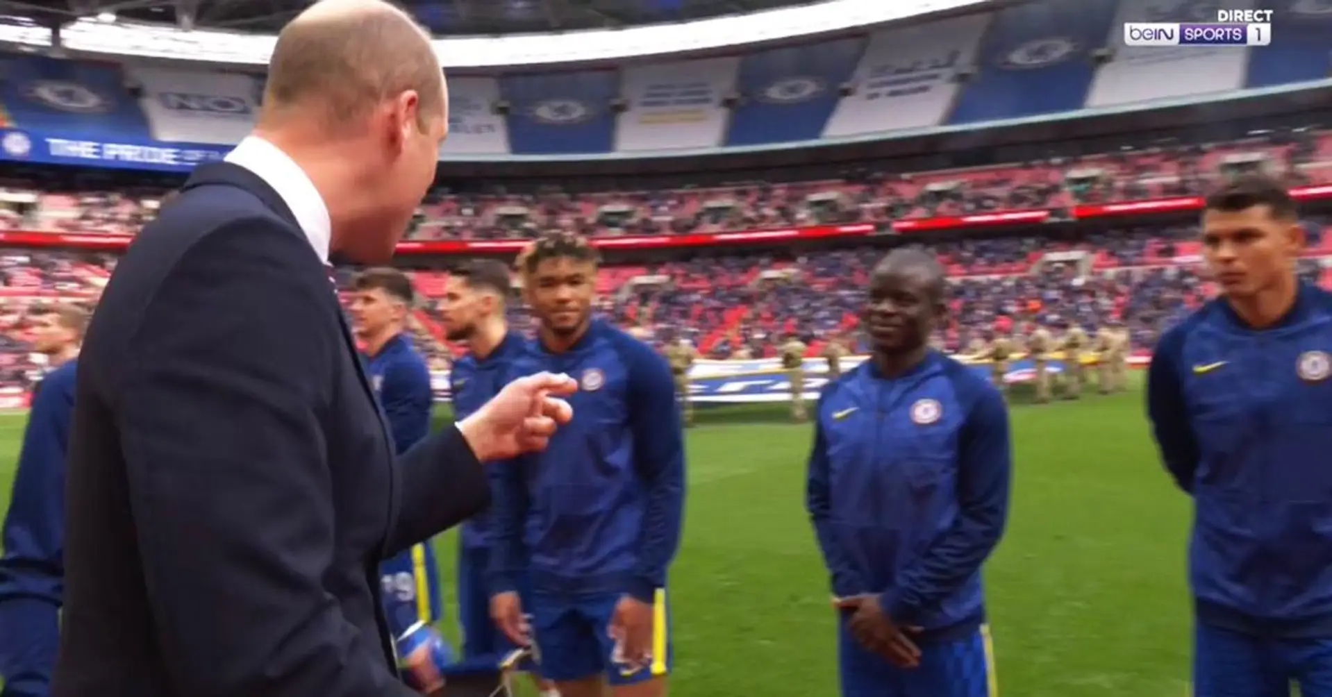 Bellissimo momento tra il principe William e N'Golo Kante catturato dalle telecamere prima della finale di FA Cup