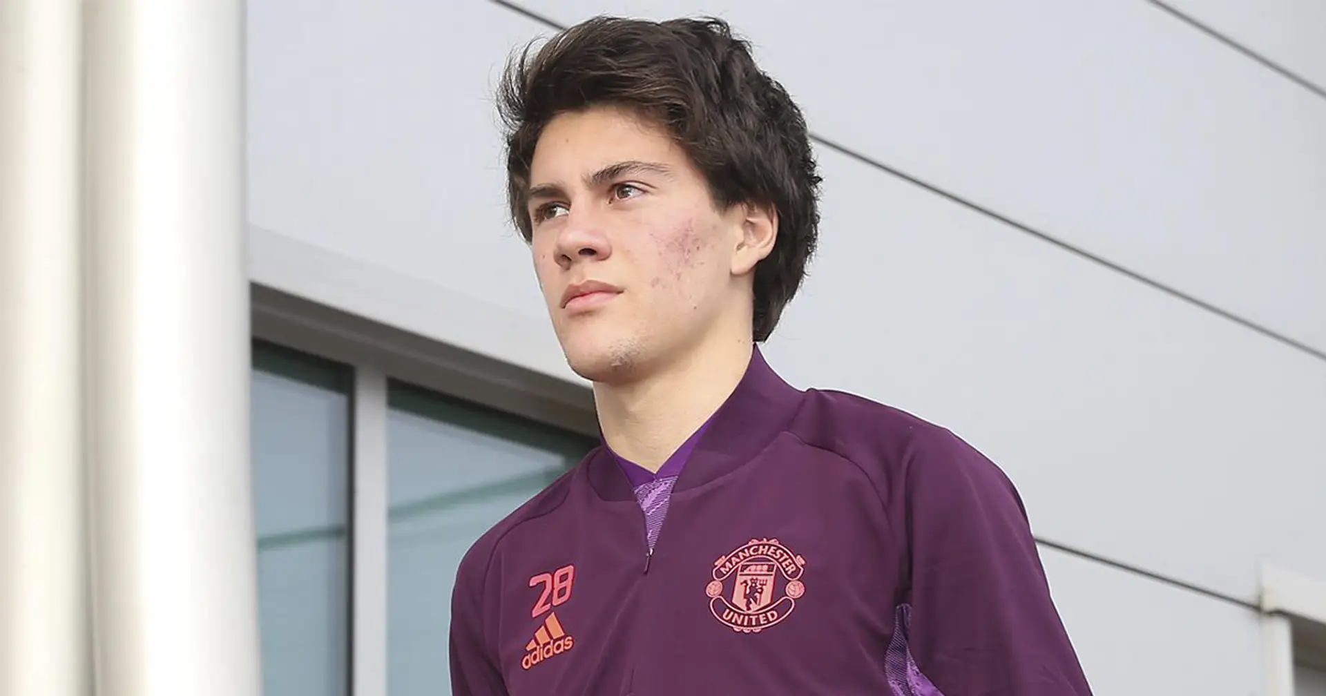 Pellistri set to play his first United game as part of reserve squad – just like Vidic and Evra did
