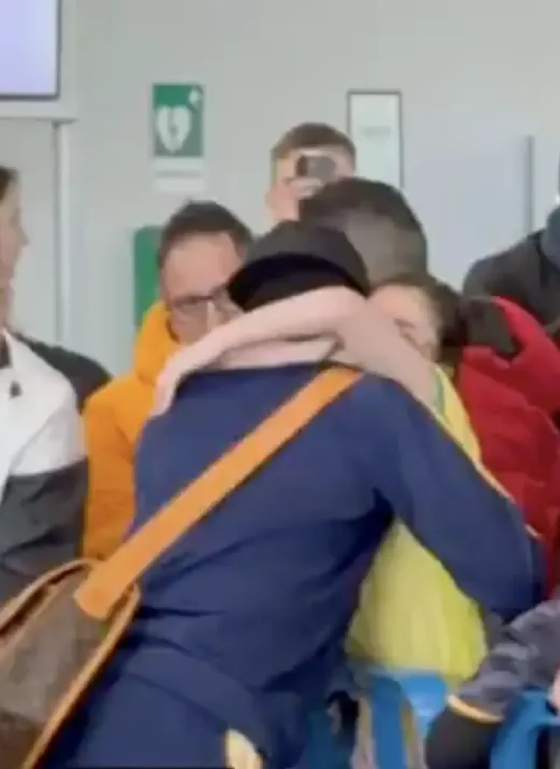 Vinicius Junior delights Real Madrid fans spending over 5 minutes ...