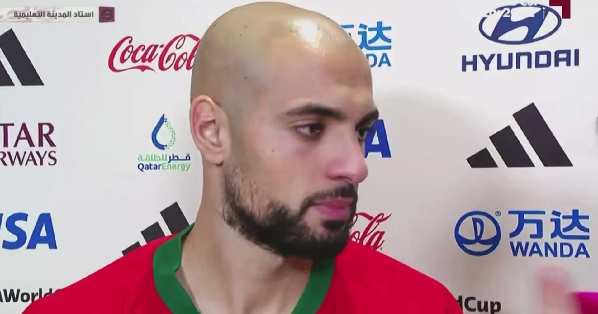 La star marocaine de la Coupe du monde, Amrabat, réagit à ses liens avec de grands clubs comme Barcelone