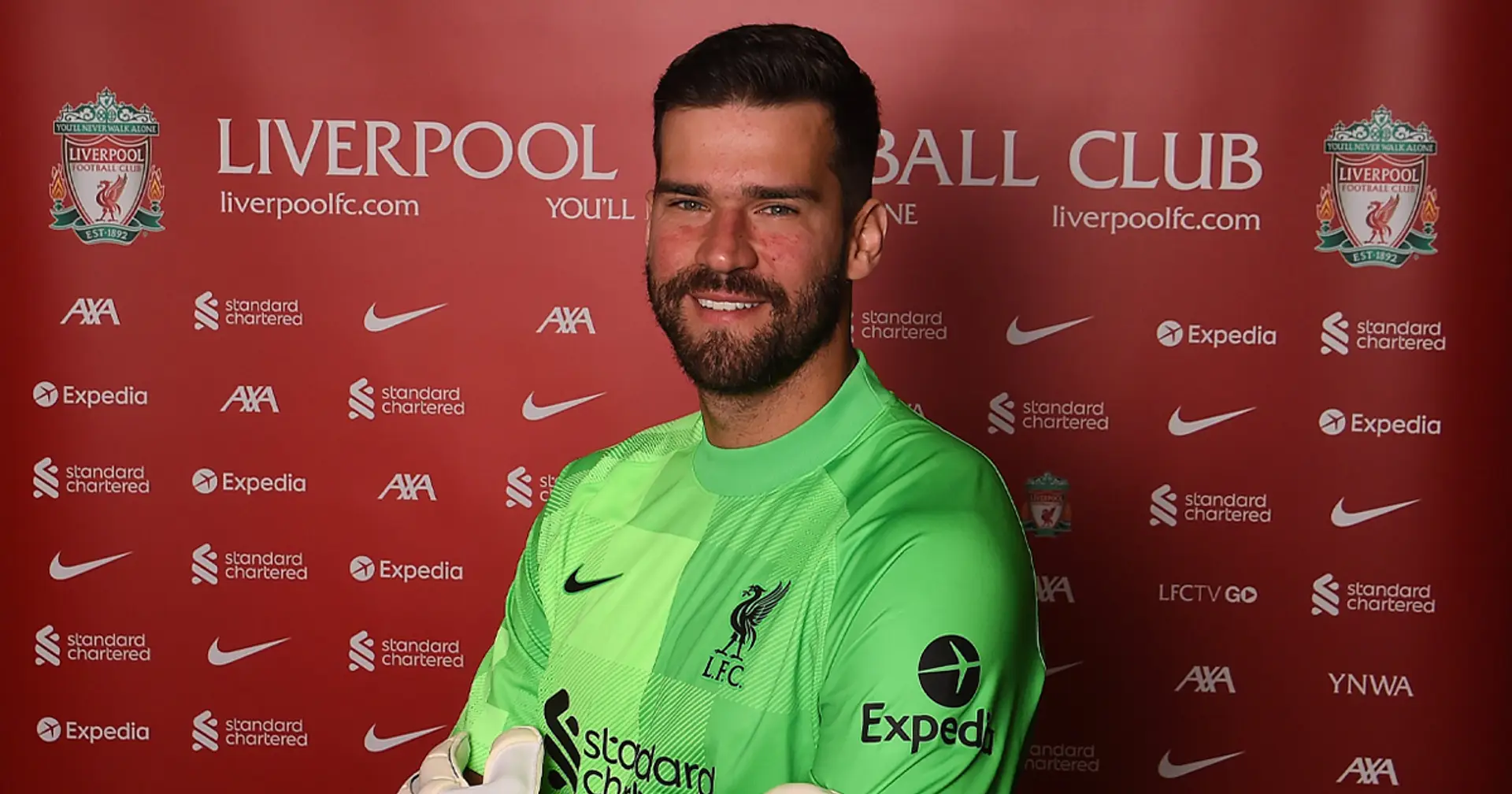 OFFICIAL: Alisson signs new long-term contract