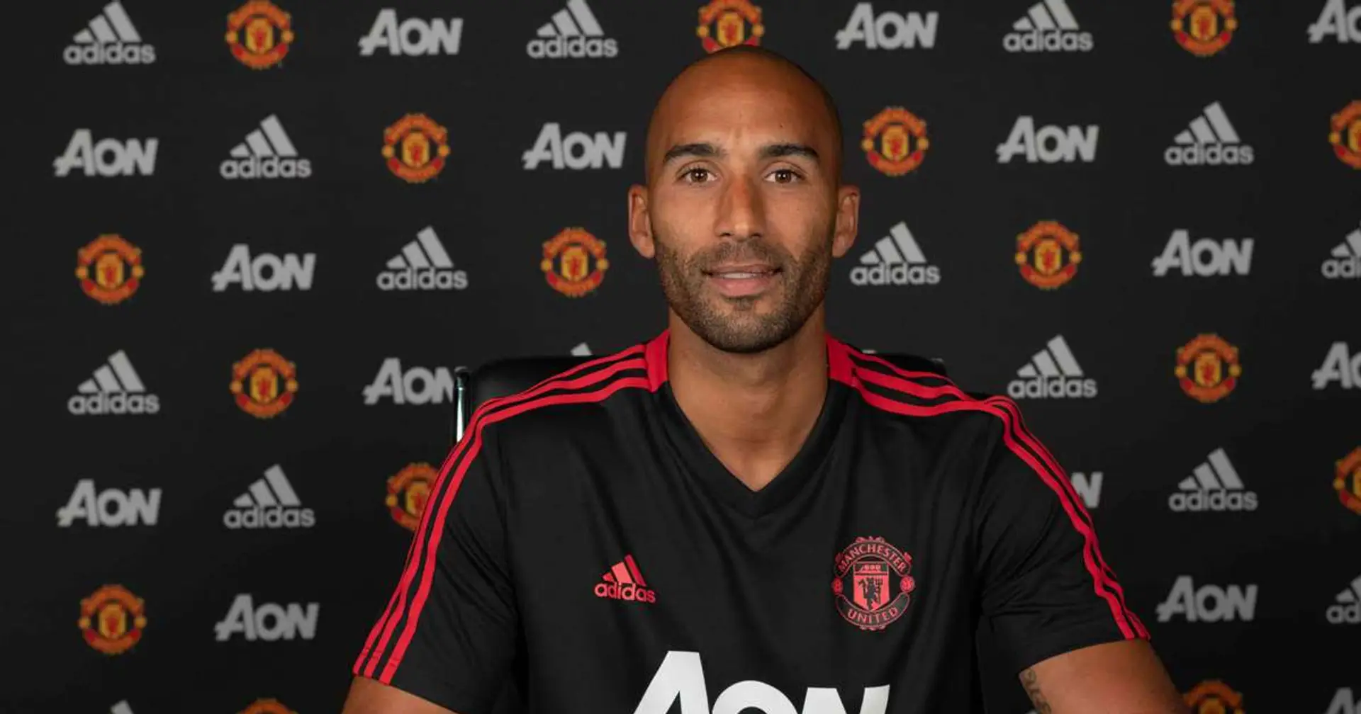 OFFICIAL: Lee Grant signs one-year contract extension