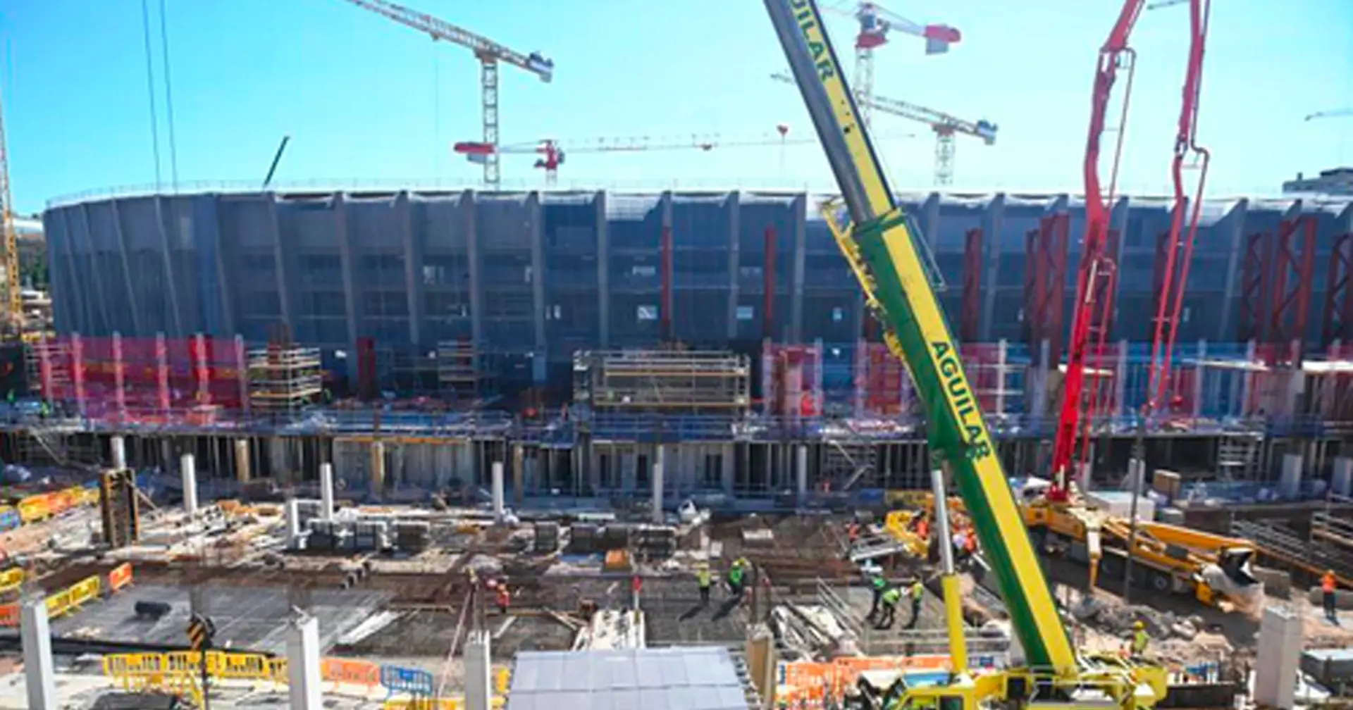 4 fresh pics of Camp Nou construction works – it's really taking shape now