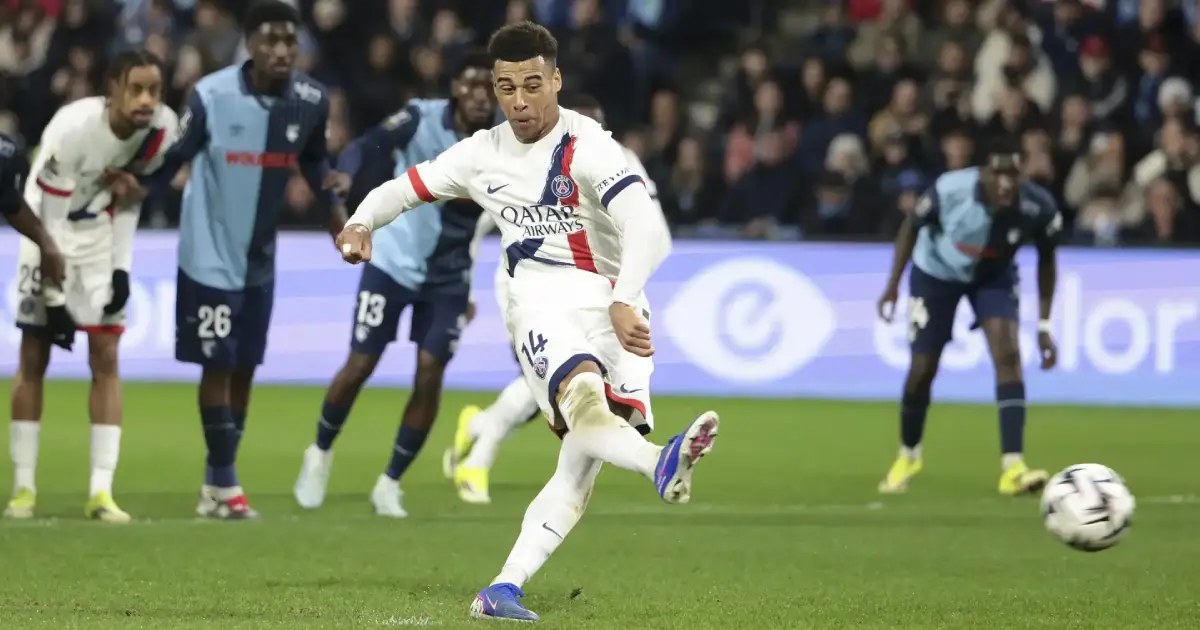 Le PSG a oublié comment tirer les penalties : le club parisien affiche ...