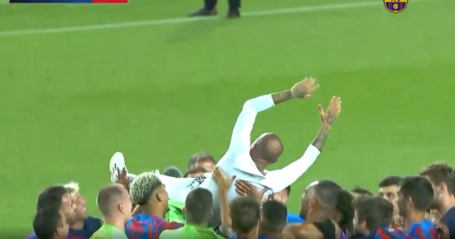 a6a4b1d0 1c60 42c0 ac74 758c9c4b6dbc?width=1920&quality=75 Barca players celebrate Dani Alves greatness with touching act