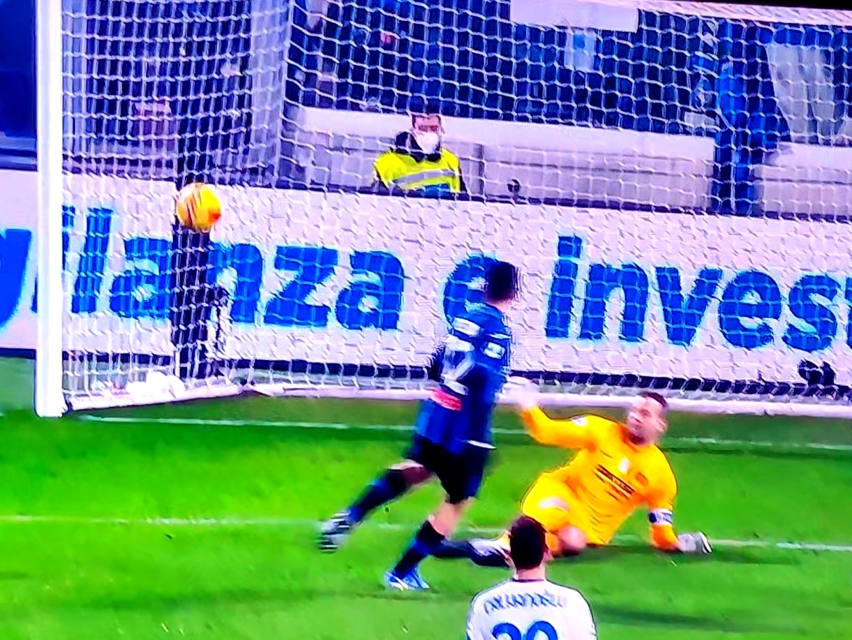 Il Napoli all'improvviso, un messaggio dopo Atalanta-Inter: È il calcio  onesto