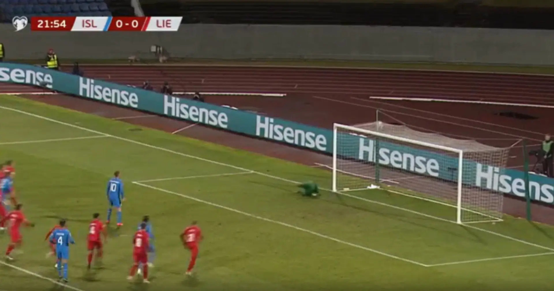 Gylfi Sigurdsoon segna un gol incredibile e diventa il Capocannoniere di tutti i tempi con l'Islanda