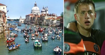 Der italienische Verein Venezia FC feiert seinen Aufstieg mit einer unglaublichen Bootsparade in Venedig