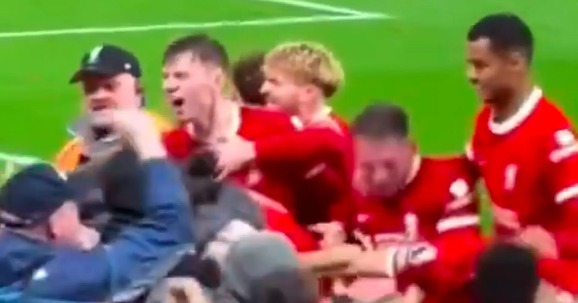 2 Liverpool players display unreal passion while celebrating Mac Allister goal v Sheffield Utd