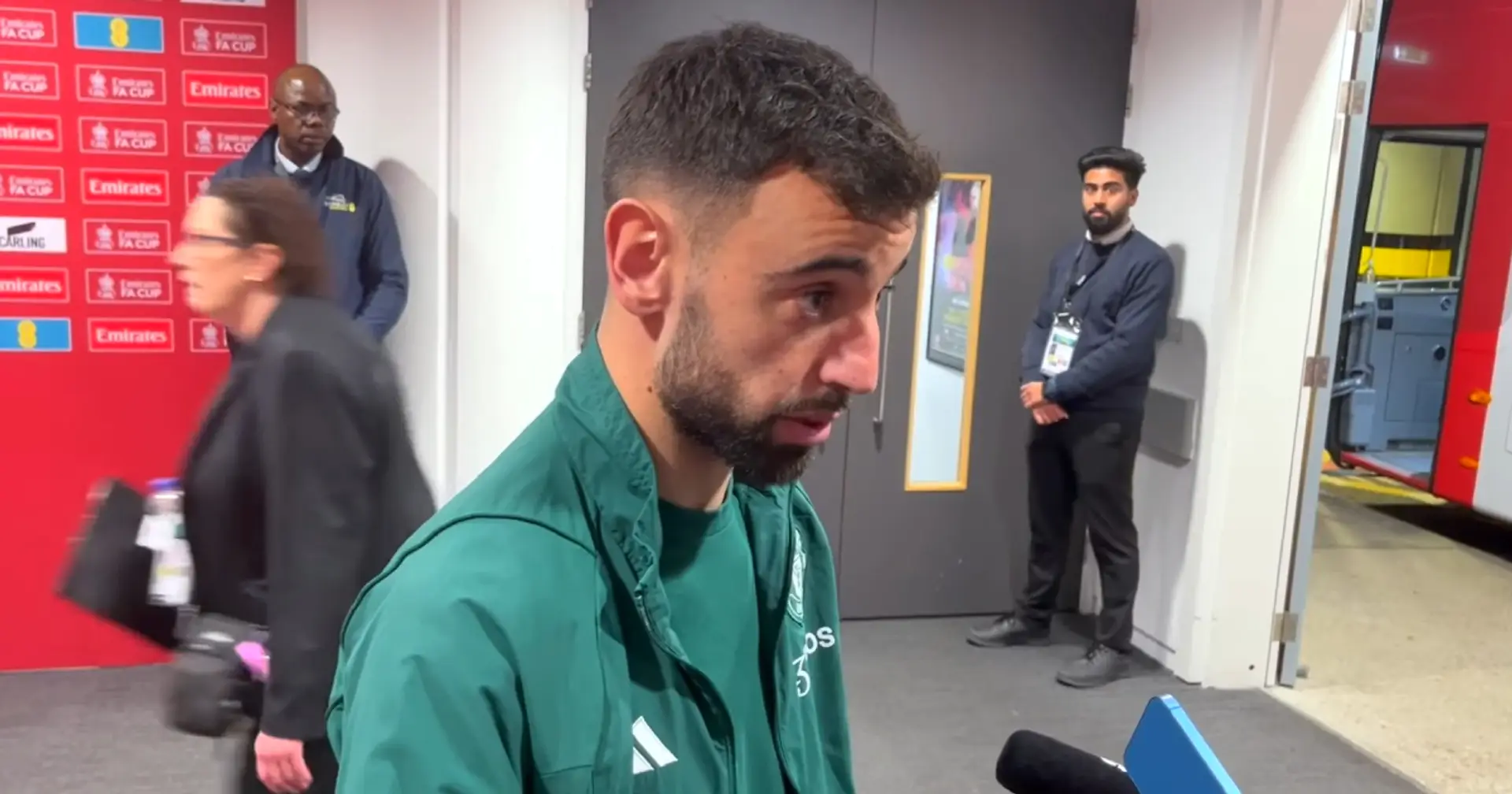 Are Man United stars 'worried' about Ten Hag's future? Bruno Fernandes provides direct response