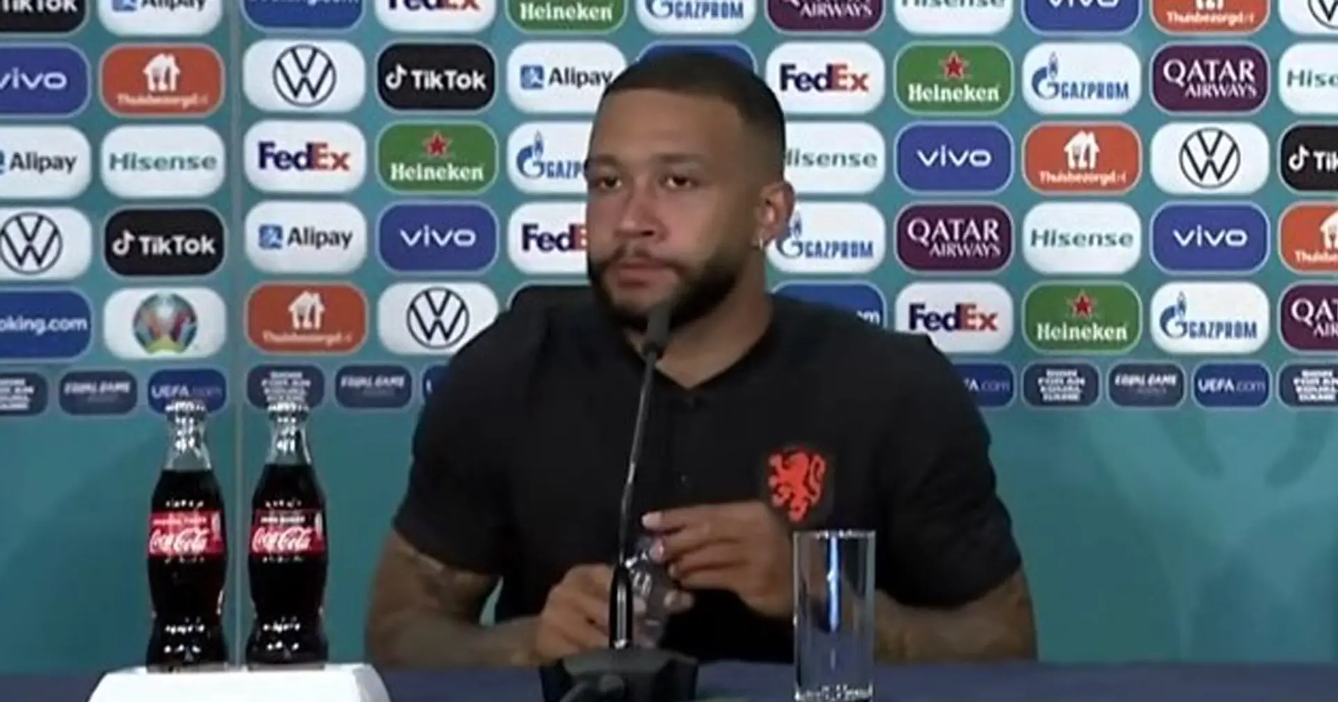 Memphis Depay all but confirms his move to Barcelona in Netherlands presser