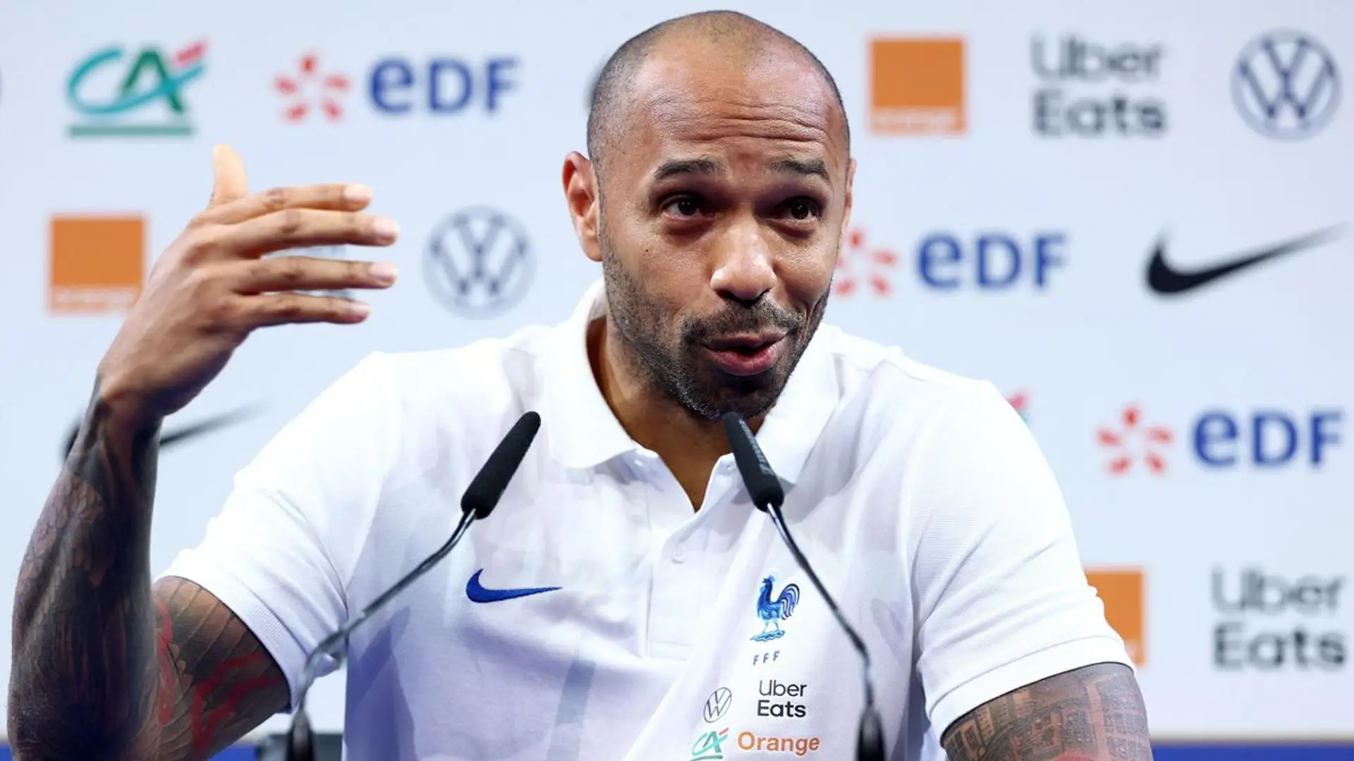 "Les gens aiment parler pour moi", Thierry Henry parle des rumeurs l'envoyant au PSG 