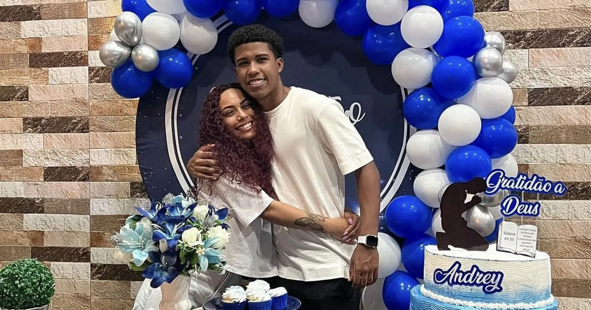 All in blue: Andres Santos throws party to celebrate Chelsea move