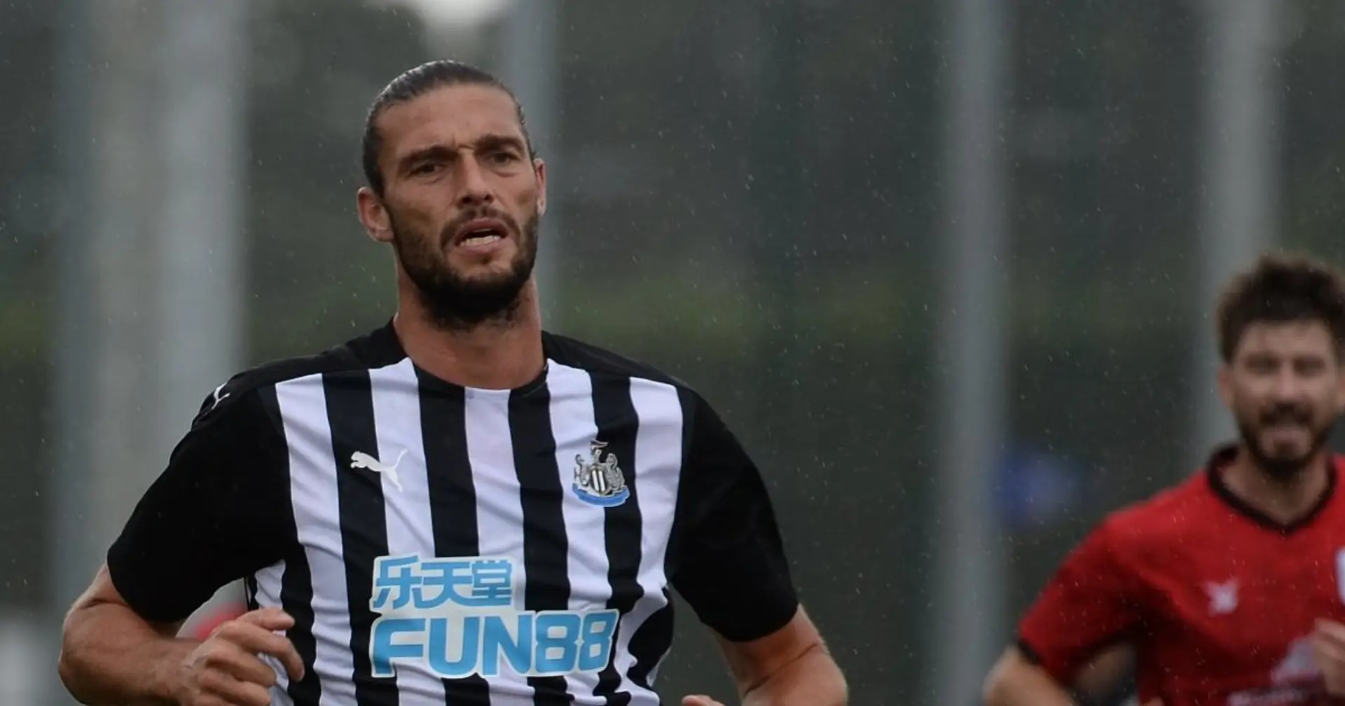 'Rich f****** c***': Restaurant owner slaps X-rated note on Andy Carroll's car 